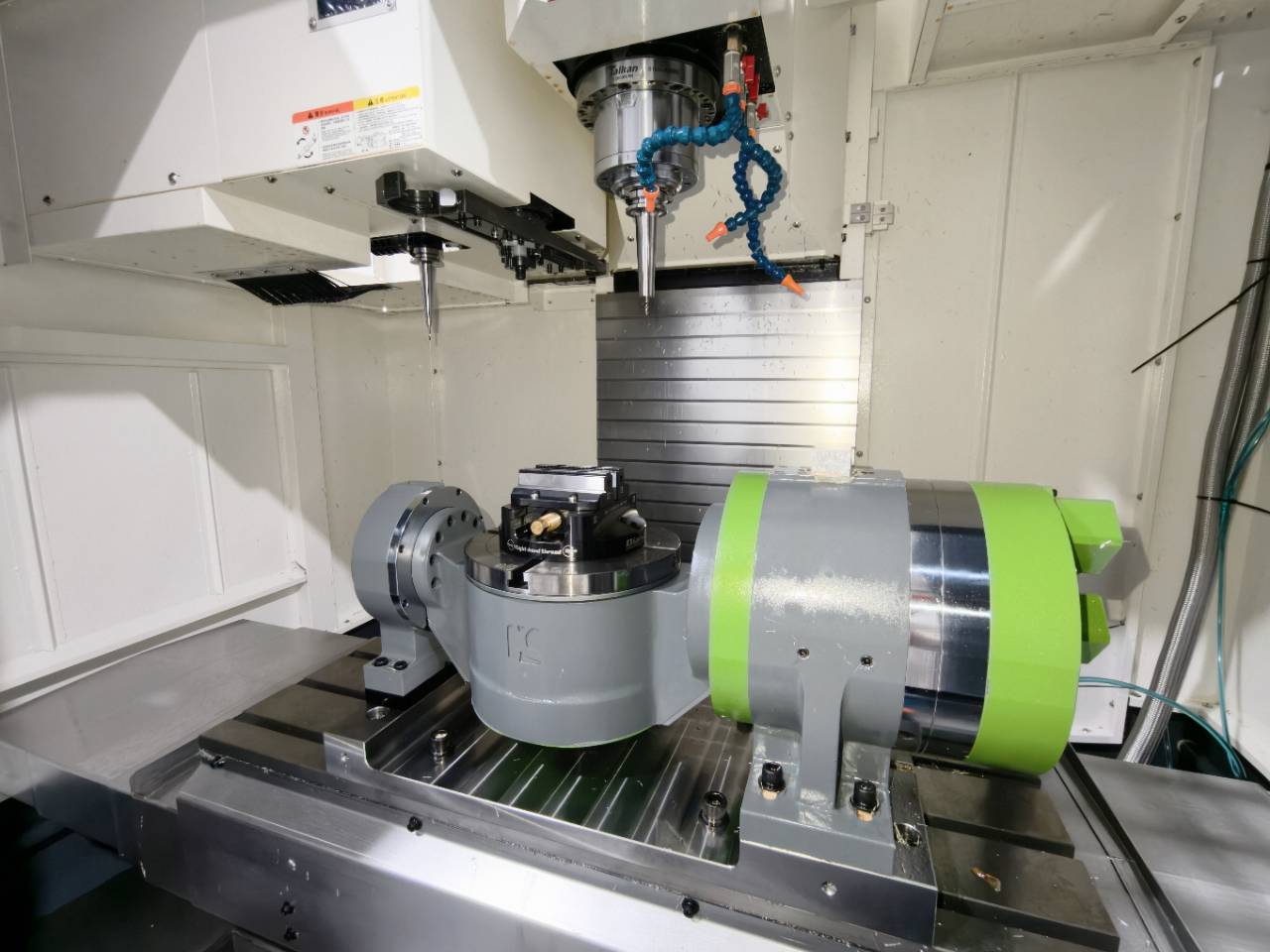 the-advantages-of-4-axis-cnc-machining.jpg