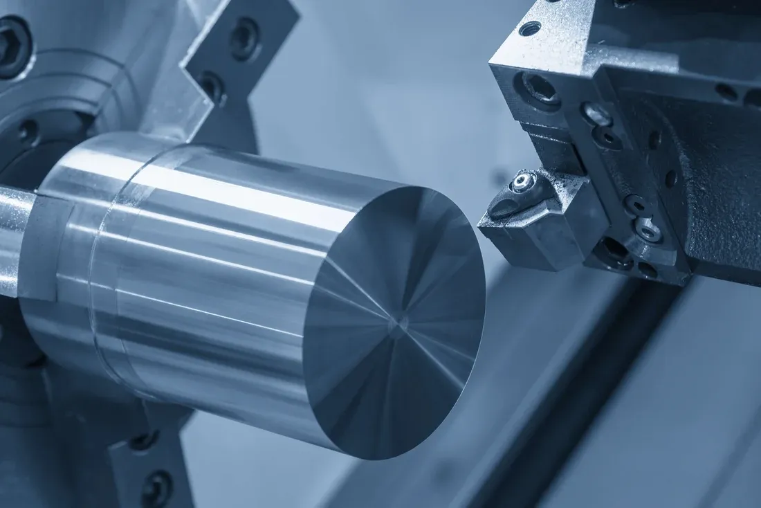 What Are the Cutting Tools on a Lathe Machine?