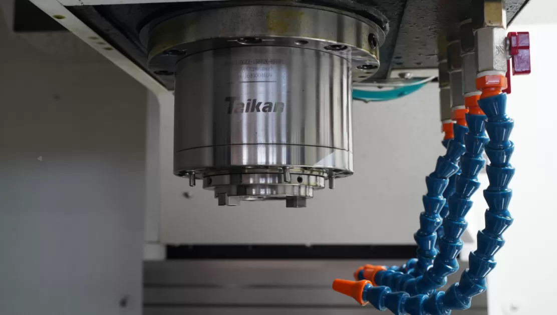  T-V1270S 3 Axis Vertical Machining Center: